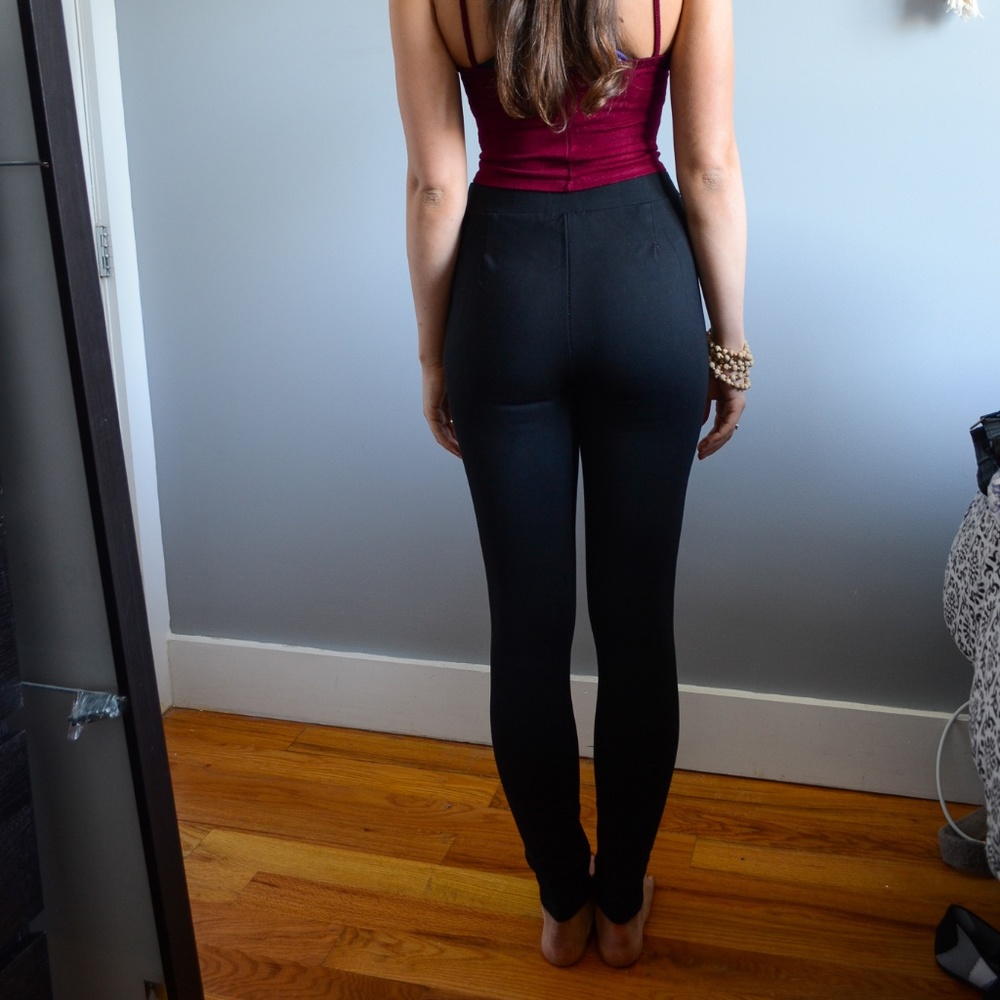 Thick Stretchy Pleated Leggings